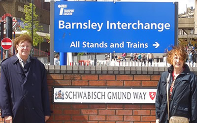 Chairman Prof.Dr.Reinhard Kuhnert and his wife Adelheid visiting Schwäbisch Gmünd Way, Barnsley.